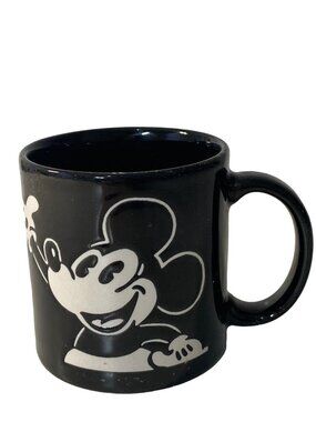 Disney Mickey Mouse Black White Etched 3D Coffee Mug Cup 12oz Retro Look Mickey